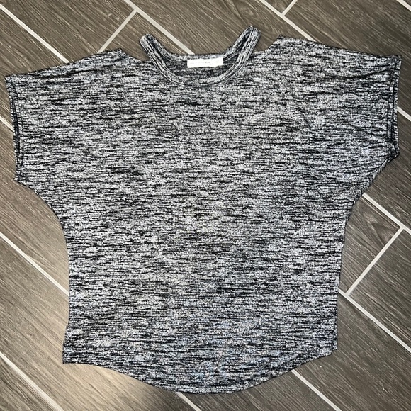 rag & bone Tops - Rag & Bone Jean Cold Shoulder Knit M